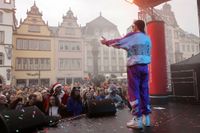 Impressionen von der Prinzenpaarproklamation auf dem Trierer Hauptmarkt an Weiberfastnacht