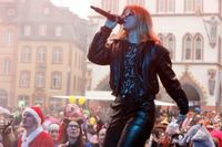 Impressionen von der Prinzenpaarproklamation auf dem Trierer Hauptmarkt an Weiberfastnacht