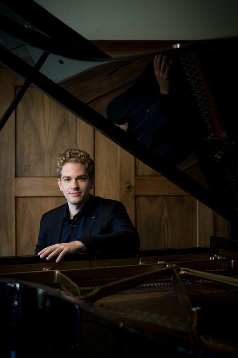 Joseph Moog, einen der renommiertesten jungen Pianisten Europas, hat die künstlerische Leitung des "Konz Musik Festival" übernommen. Foto: Veranstalter