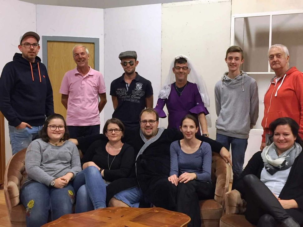 Die Mitwirkenden des Theater- und Karnevalsvereins Ehrang. Foto: Verein