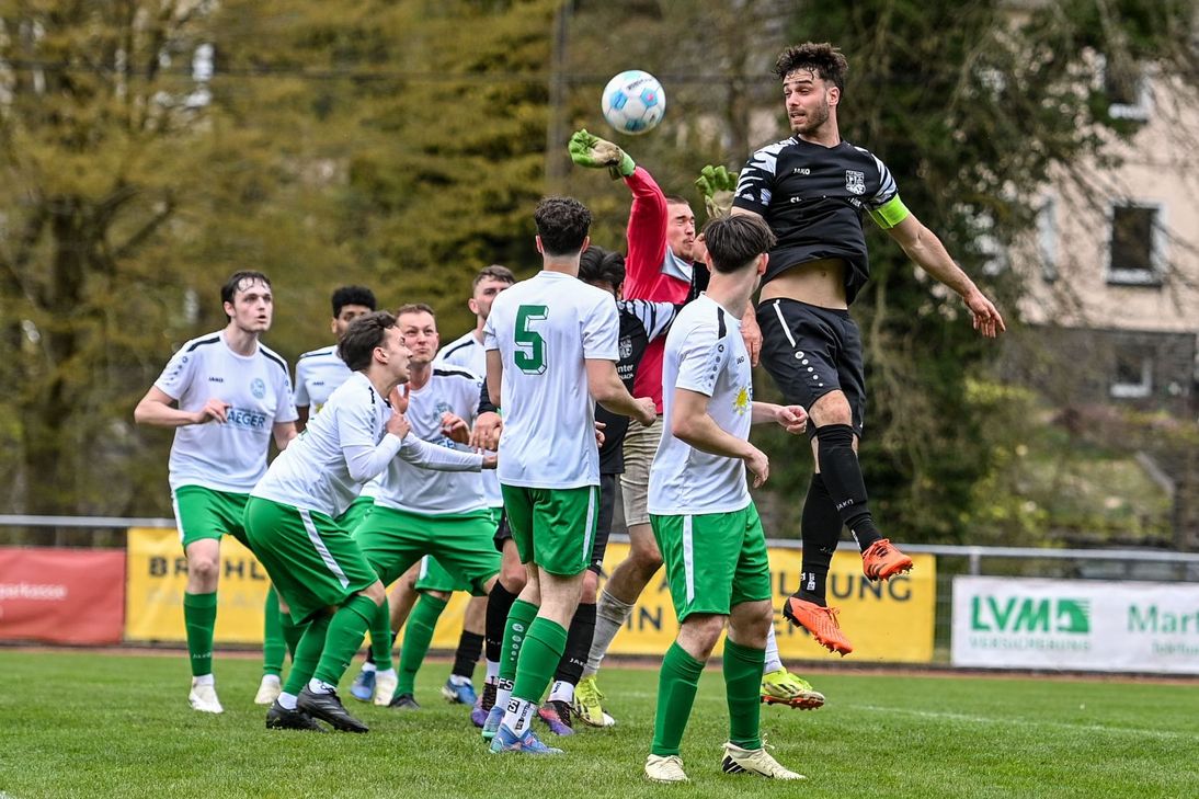Die Mayener überzeugten mit sechs Toren.