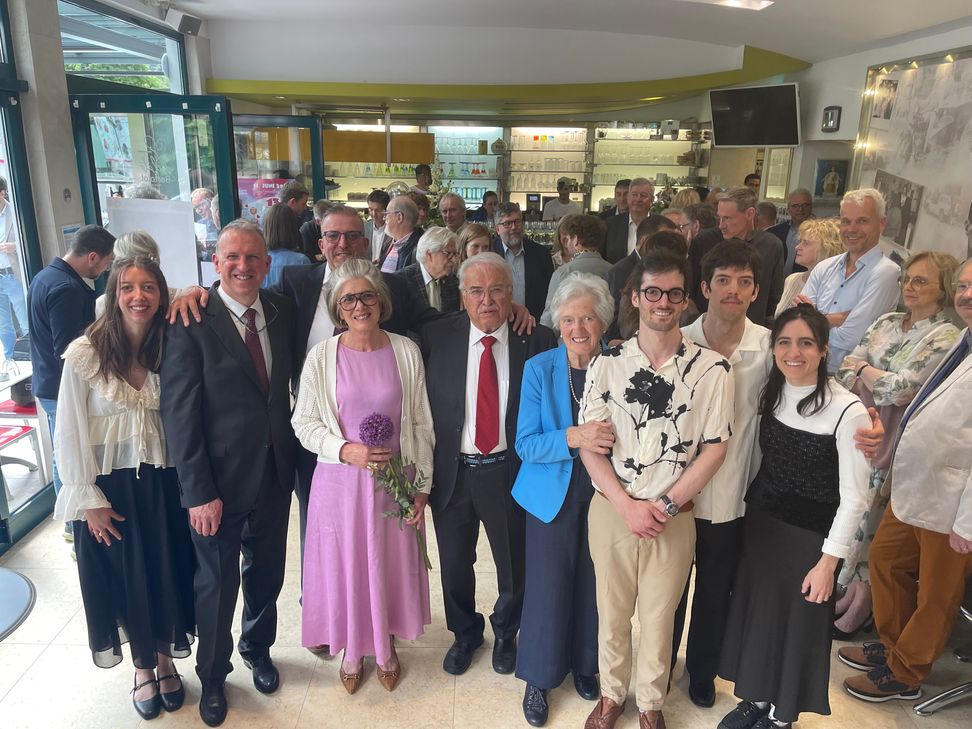 Die Generationen der Familie Bortolot stehen in Cochem seit 130 Jahren für höchsten Eisgenuss. Heute feierte die traditionsreiche Eismacherfamilie ihr 130-jähriges Jubiläum.