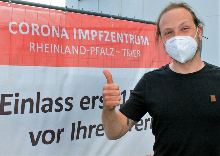 Martin Geisen ist ausgebildeter Rettungssanitäter und unterstützt das Impfzentrum im Messepark Trier und das Testzentrum in Daun