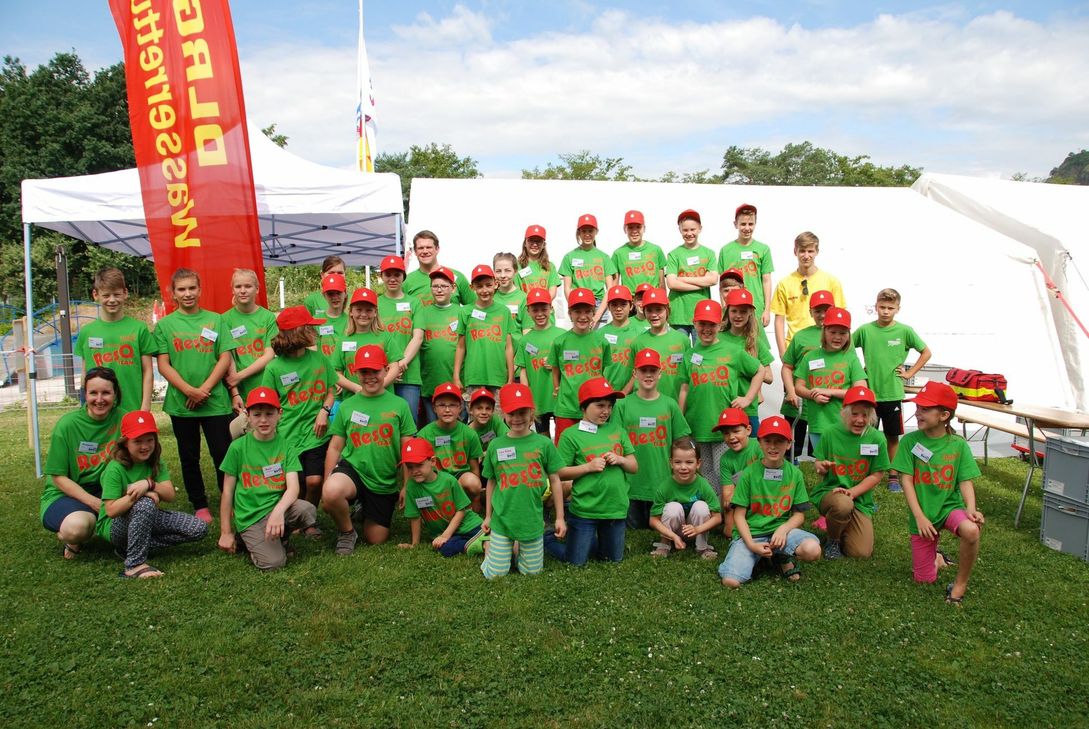 Die kleinen Lebensretter hatten viel Spaß beim »ResQDay« im Remagener Freibad. Foto: privat
