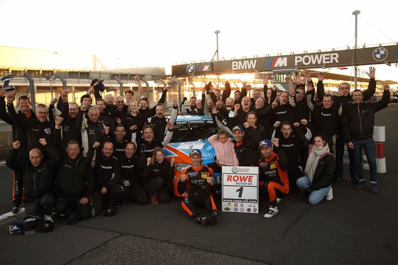 Danny Brink und Philipp Leisen vom Adrenalin Motorsport Team Alzner Automotive konnten ihren NLS-Titel verteidigen.