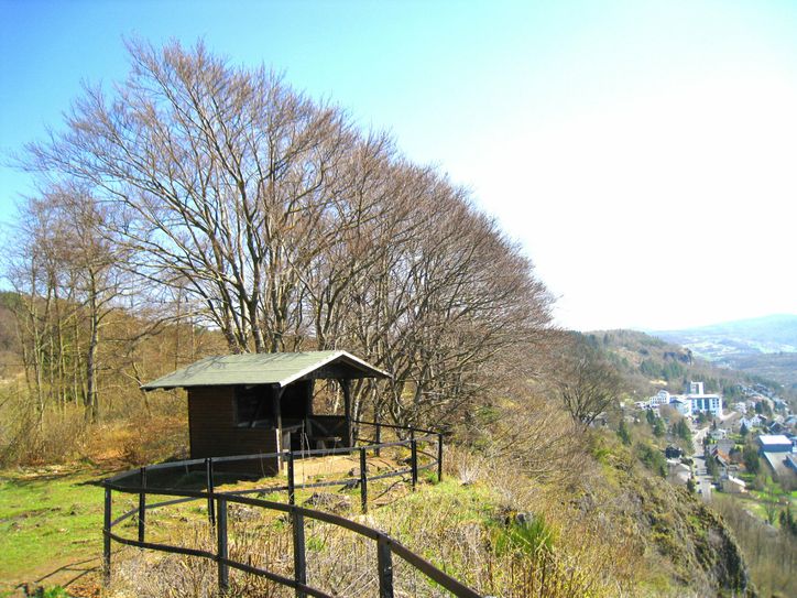 Eine Rasthütte auf der Munterley lädt zum Verweilen ein. Foto: Natur Aktiv Erleben