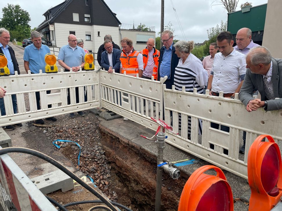 Bauausschuss besichtigt Baustellen des Kreises.