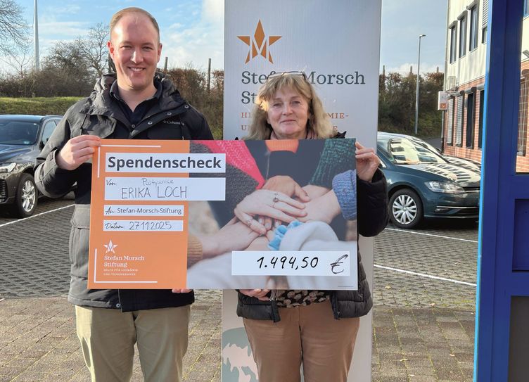 Zum 30-jährigen Jubiläum ihres Partyservices hat die Saarburgerin Erika Loch nicht nur ein Hoffest auf die Beine gestellt, das in der Region noch lange Gesprächsthema sein dürfte, sondern auch eine Geste der Menschlichkeit: 1.494,50 Euro Spenden und fünf neue potenzielle Lebensretter für die Stefan-Morsch-Stiftung – direkt aus der Nachbarschaft.