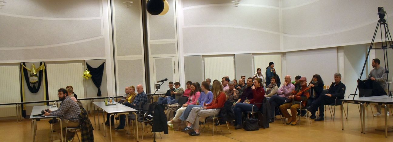Klima, Bildung, Rente, KI & Co.: Die Direktkandidaten von CDU, SPD, FDP, Grüne, Linke, ÖDP und Volt stellten sich den Fragen des jungen Publikums.