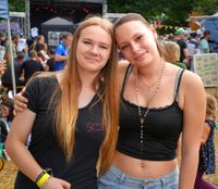 Ein buntes Programm für Jung und Alt bot sich beim Festival "Auf Anfang" in Auen am Wochenende.