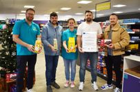 Am 4. Dezember haben sich die Türen zum Tante Enso-Laden in Mastershausen geöffnet, sehr zu Freude des Orga- sowie Laden-Teams.