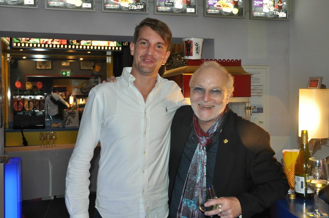 Kino-Chef Maximilian Bugdahn (links) und der Künstler R. O. Schabbach.