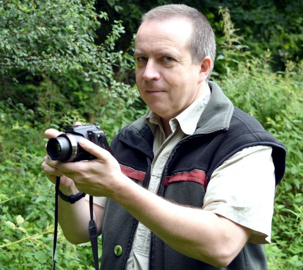Förster Andreas Michel hat die scheue Wildkatze schon oft in seinem Revier fotografiert.