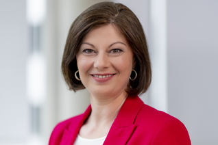 Innenstaatssekretärin Nicole Steingaß. Foto: MdI RLP/Torsten Silz