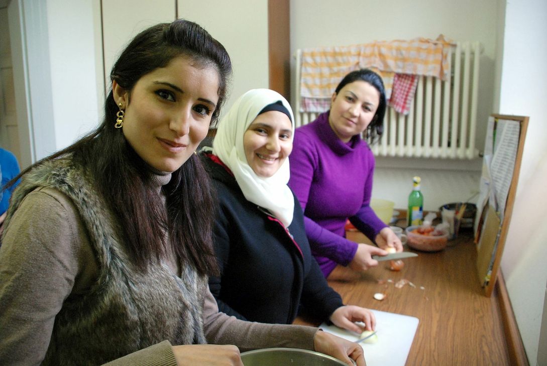 Die syrischen Frauen verstehen das Kochhandwerk. Sie kochen mit Liebe und Leidenschaft. Foto: Nolden