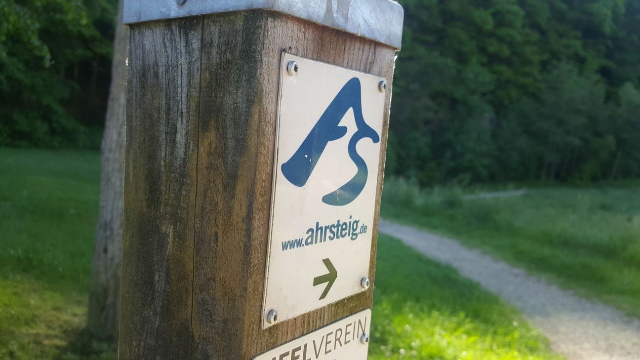 Impressionen vom Ahrsteig. Fotos: Michael Nielen