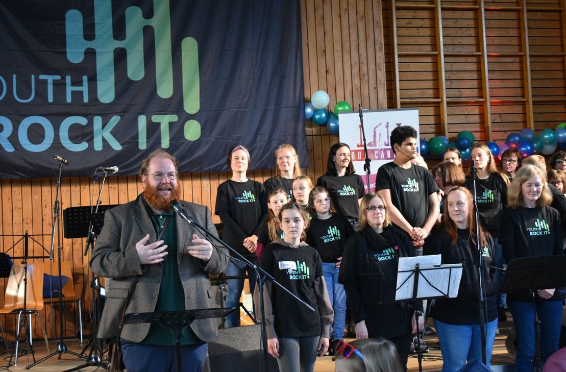 Der Kulturdezernent der Stadt Trier Markus Nöhl war auch vor Ort.