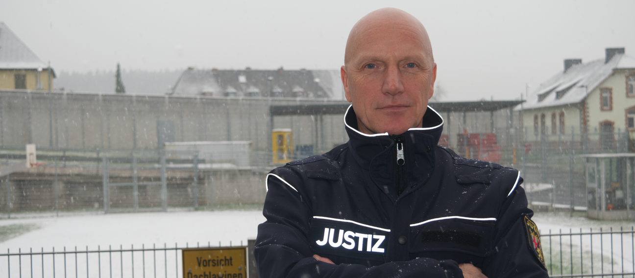 Der Justizvollzugsbeamte Dirk Jasbinschek zu Gast in unserer Reihe "Menschen der Region"
