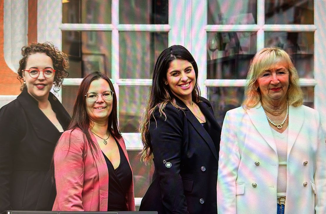 Der neue Vorstand des Vereins Stadtmarketing (v.l.): Eva Ering, Annette Magunia, Chrysanthi Ntafopoulou und Ursula Hofmann-Bamberger.