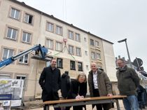 v.l.: Dr. Axel Tausendpfund, Vorstand des VdW südwest; Finanzministerin Doris Ahnen; Alexander Rychter, Verbandsdirektor des VdW Rheinland Westfalen und Landrat Stefan Metzdorf.