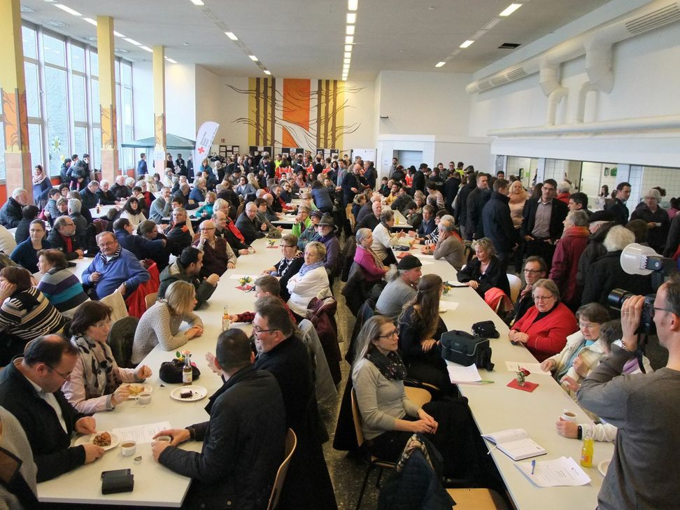 Das Interesse in der Bevölkerung ist riesengroß. Mehrere Hundert Besucher kamen zum Tag der offenen Tür. Foto: Fischer