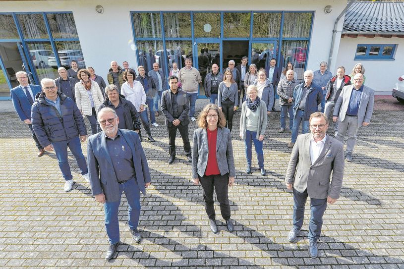 V. L.: Prof. Dr. Lothar Kirschbauer (Hochschule Koblenz), Anja Toenneßen, Geschäftsbereichsleiterin (Kreisverwaltung Ahrweiler) und SGD-Nord-Präsident Wolfgang Treis.