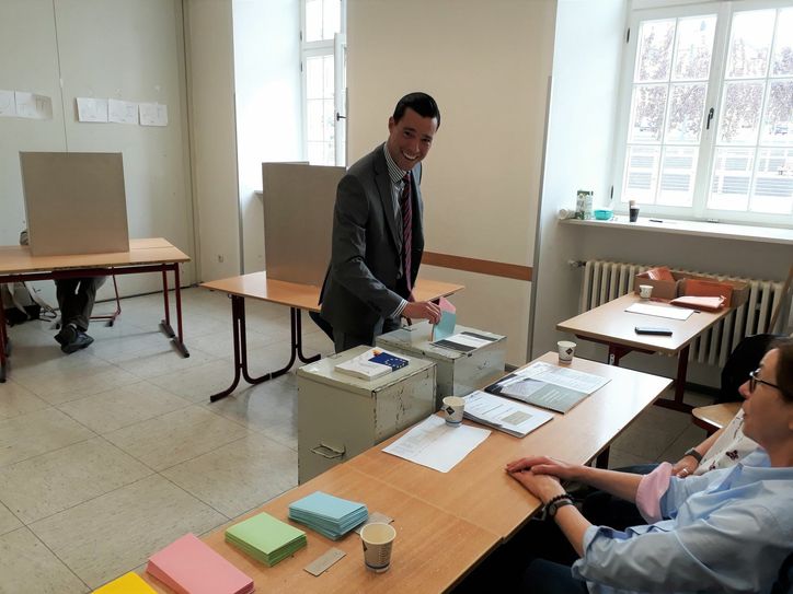 Der neue Stadtbürgermeister Johannes Reuschen während der Wahl. Foto: Privat