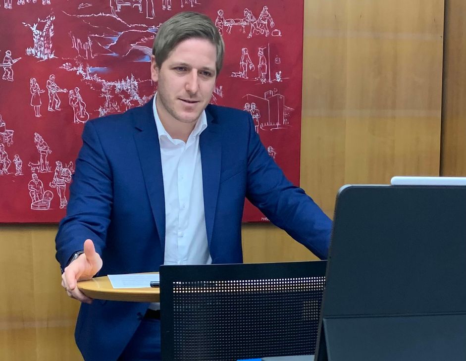 Mit einer online übertragenen Rede eröffnete Landrat Markus Ramers die Informationsveranstaltung zum Kreishaushalt 2021. Im Anschluss präsentierte Kämmerer Ingo Hessenius die Eckdaten zum Haushalt. Foto: W. Andres / Kreisverwaltung