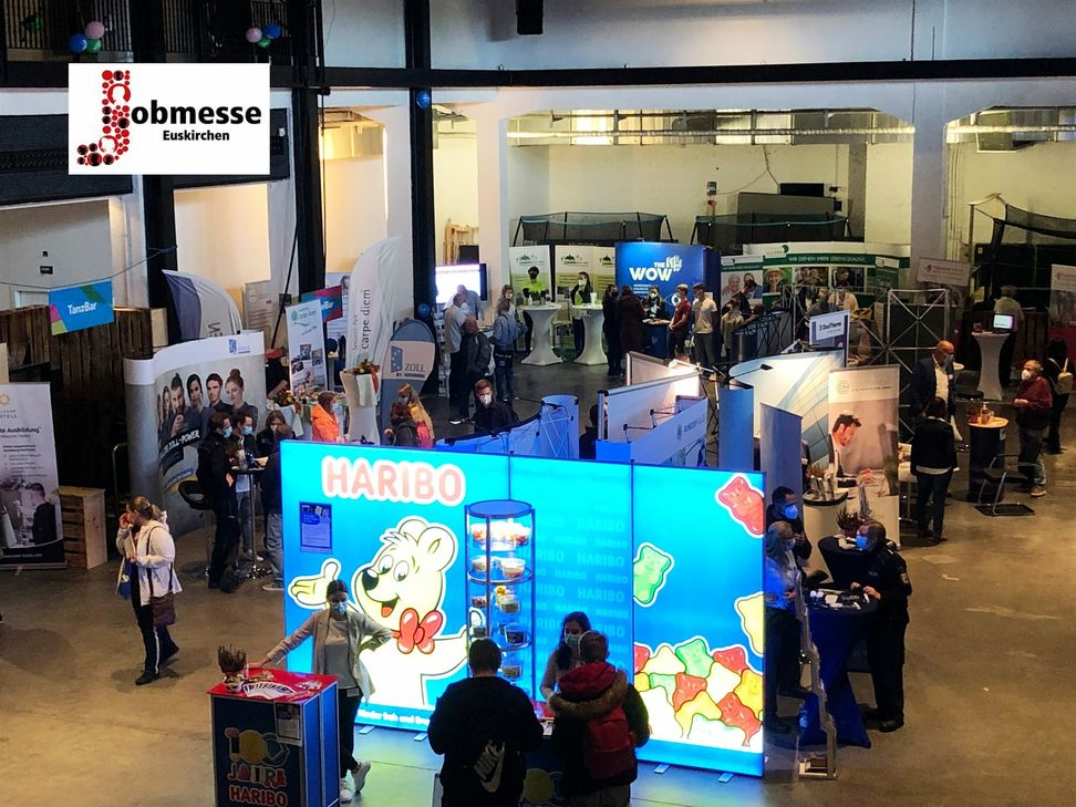 Intensive Gespräche, Karrierechancen und Informationen aus erster Hand sind bei der Jobmesse Euskirchen Programm.  Die vierte Auflage findet in der Mehrzweckhalle in Mechernich statt.