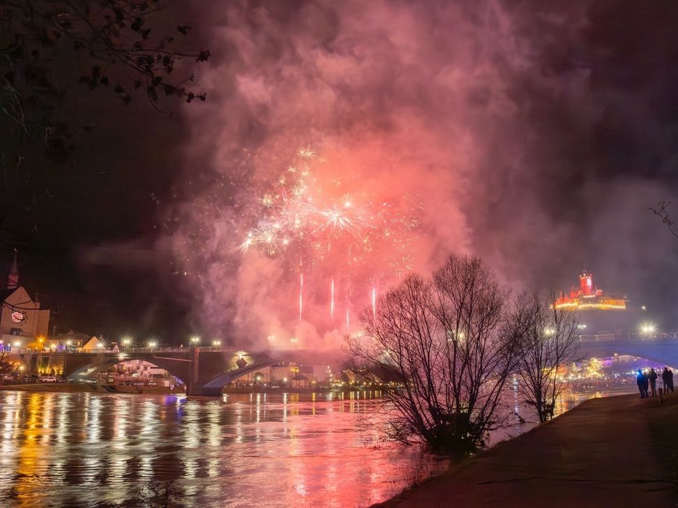 Brillantfeuerwerk weihnachtsmarkt in Cochem