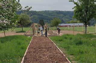 Arbeitseinsatz auf der Projektfläche