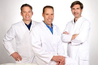 Chefärzte der Unfallchirurgie, Orthopädie und Sporttraumatologie sind (v.l.) Dr. Andreas Bell, Dr. Niklas Reimers und Dr. Daniel Kämmer.
