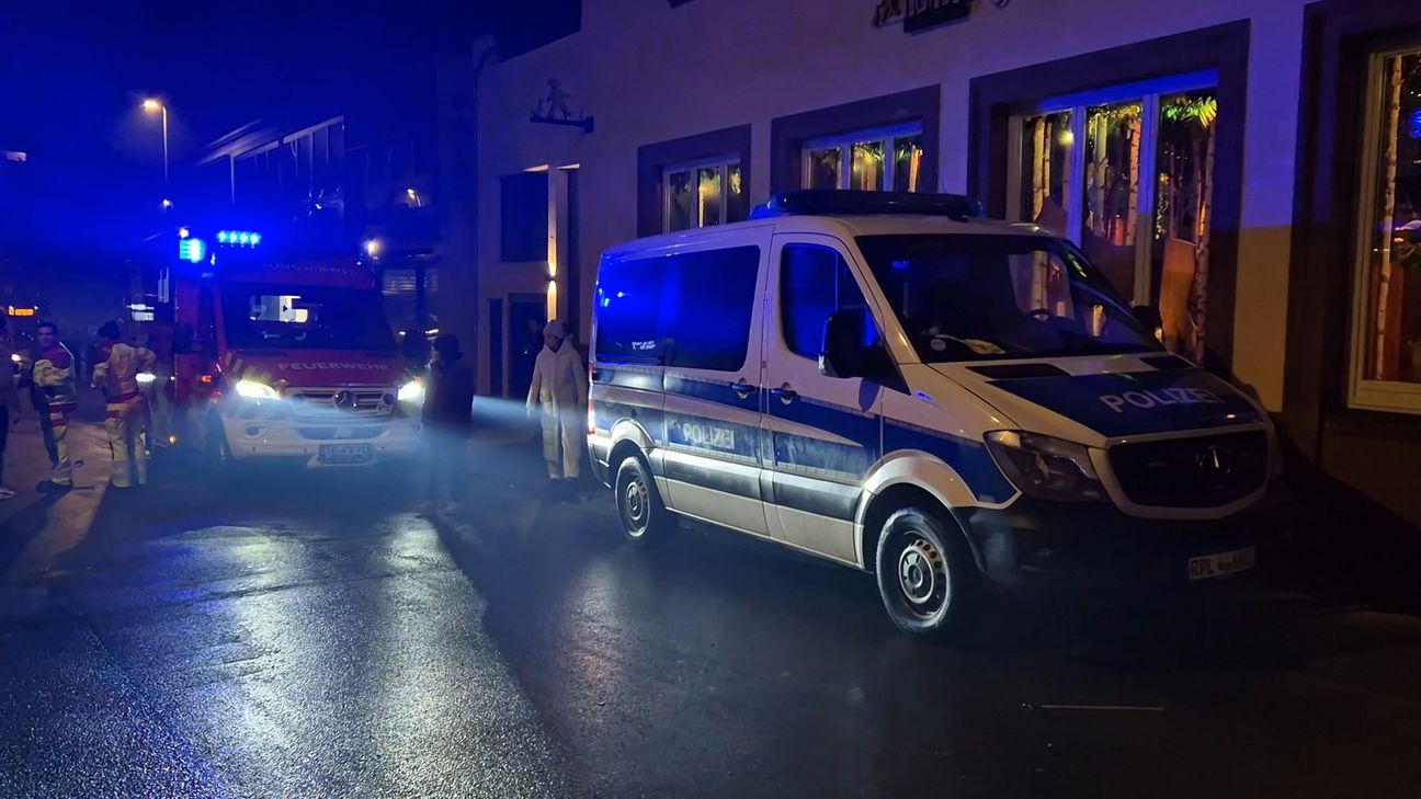 Böllerwürfe und Platzverweise: Polizei bilanziert Silvester in Trier