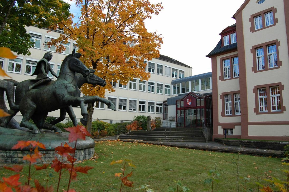 Ein Mitarbeiter der Kreisverwaltung Bitburg-Prüm hat 13 Jahre lang Gelder aus der Jugendhilfe veruntreut. Foto: Archiv