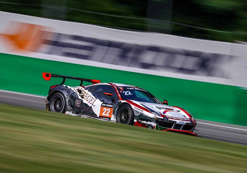 Der Wochenspiegel-Ferrari bestritt sein erstes Saison-Rennen in Monza. Foto: WTM Racing