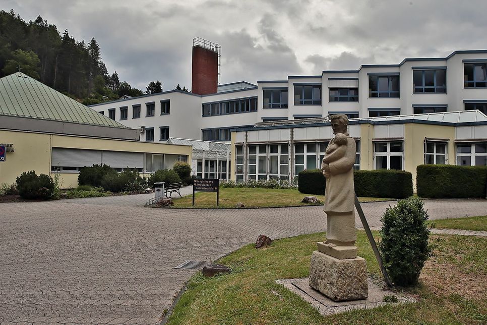 Objekt der Diskussion: das Adenauer Krankenhaus. Foto: Dreschers