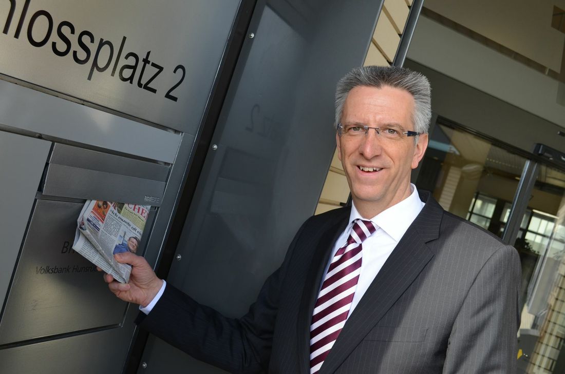 Erik Gregori, heute Vorstand der Volksbank Hunsrück-Nahe, denkt gerne an seine Zeit als WochenSpiegel-Bote zurück. »Wer früh für sein Geld arbeitet, weiß es später mehr zu schätzen«, findet er.       Foto: Robert Syska