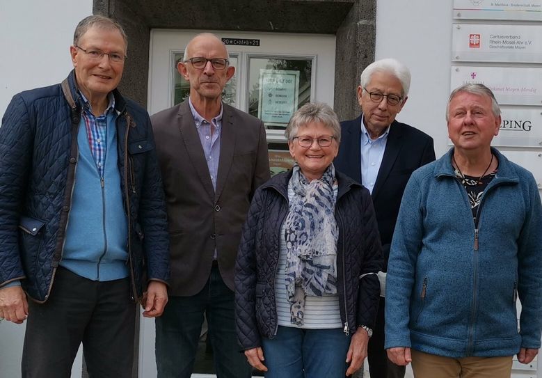 Der neue SKM-Vorstand (v. l.): Walter Engels (Geschäftsführer), Klaus Morsch (Vorsitzender), Monika Engels (Schatzmeisterin), Karl Peter Kauer und Franz Spurzem (beide Beisitzer).
