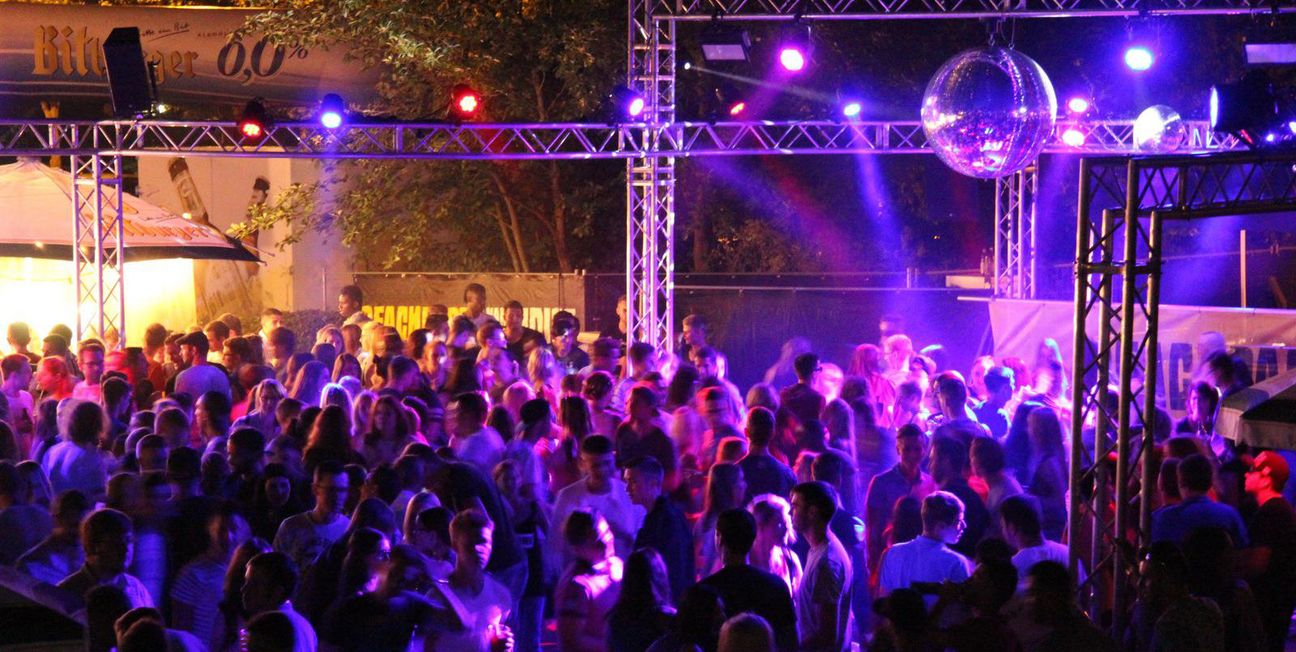 Die Beachparty Wittlich lockt am 23. Juli die Besucher in den Stadtpark. Foto: privat