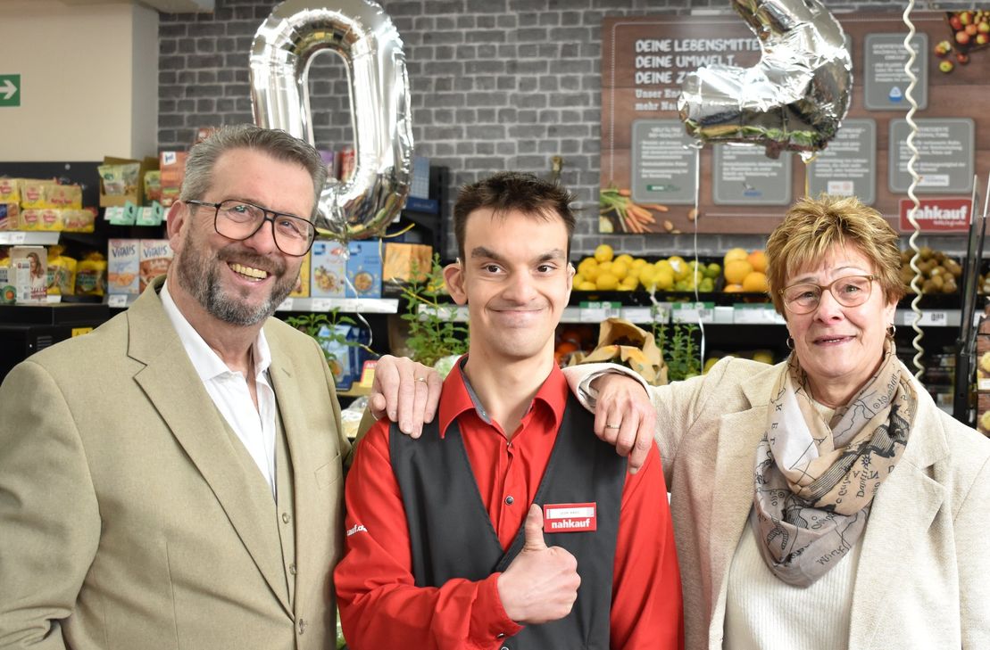 Nach einem zweiwöchigen Praktikum war dem Ehepaar Gerhard und Hannelore Surges klar, dass sie Leon Basic als gelerntem Verkäufer eine Stelle anbieten werden.