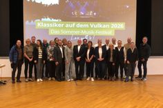 Ohne Sponsoren wären die Ticketpreise nicht bezahlbar: GesundLand GmbH, Stadt und VG Daun stellten zusammen mit den anwesenden Sponsoren das Programm für das kommende Jahr vor.