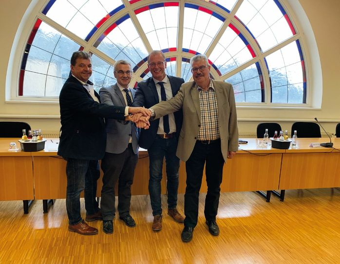 Die neue Spitze des Zweckverbands "Konversion Flugplatz Mendig" (v. l.): Ortsbürgermeister Walter Kill, Landrat Dr. Alexander Saftig, VG-Bürgermeister Jörg Lempertz und Stadtbürgermeister Hans Peter Ammel.
