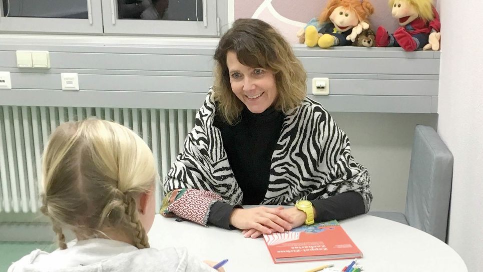Professorin Tanja Hechler leitet die Psychotherapie-Ambulanzen für Kinder und Jugendliche und den Weiterbildungsstudiengang an der Universität Trier. Foto: Uni Trier