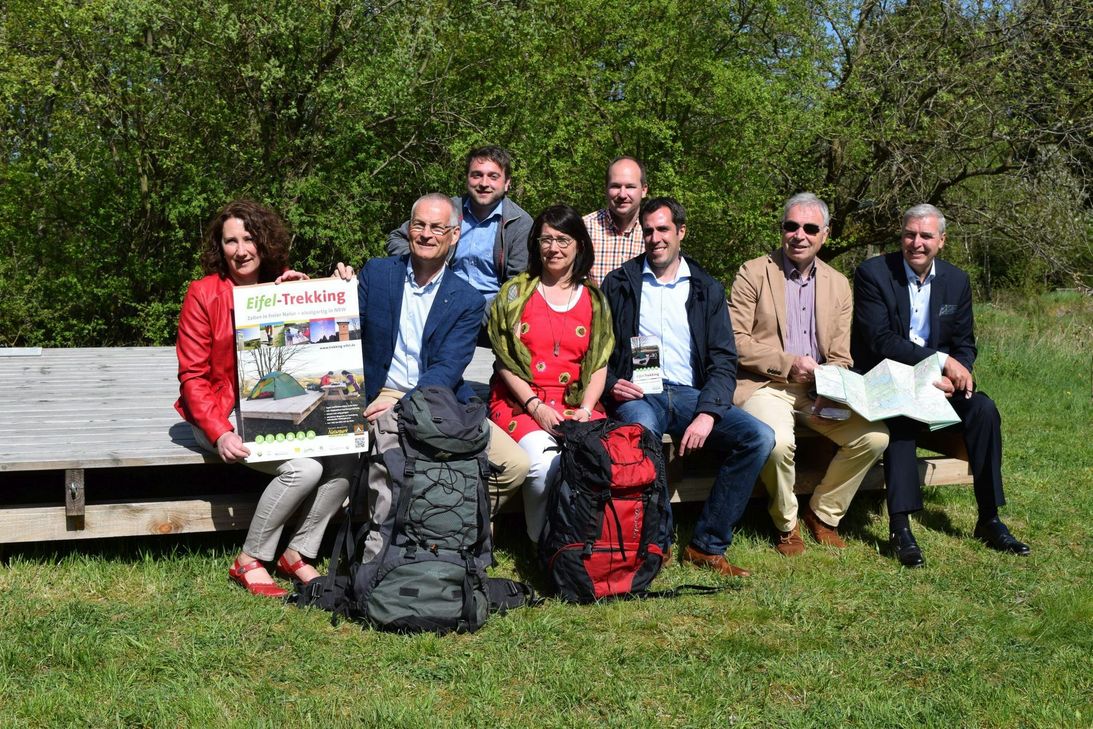In Kooperation mit der Gemeinde Nettersheim, der Stadt Schleiden, der Standortentwicklungsgesellschaft Vogelsang GmbH und der Nordeifel Tourismus GmbH gelang es dem Verein Naturpark Nordeifel das einzigartige Angebot »Eifel-Trekking« umzusetzen. Foto: AW
