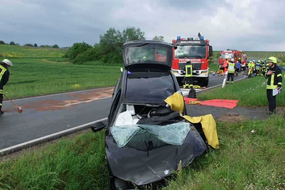 Ein schwerer Verkehrsunfall ereignete sich am Dienstagmorgen gegen 8 Uhr auf der Kreisstraße 47 zwischen Wallhausen und Windesheim.