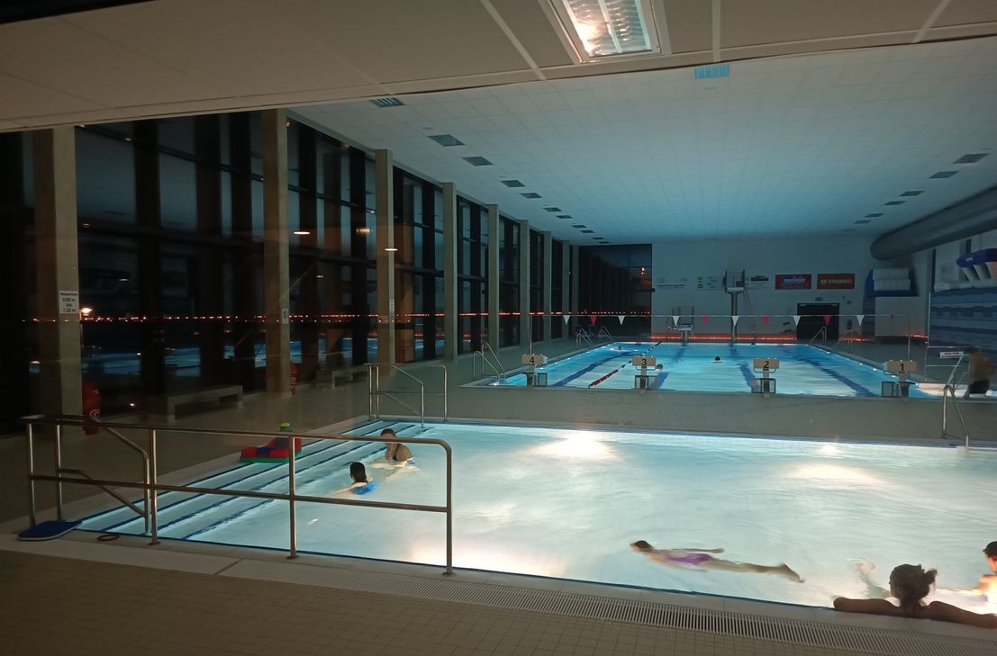 Das Monschauer Vennbad muss die Öffnungszeiten reduzieren.