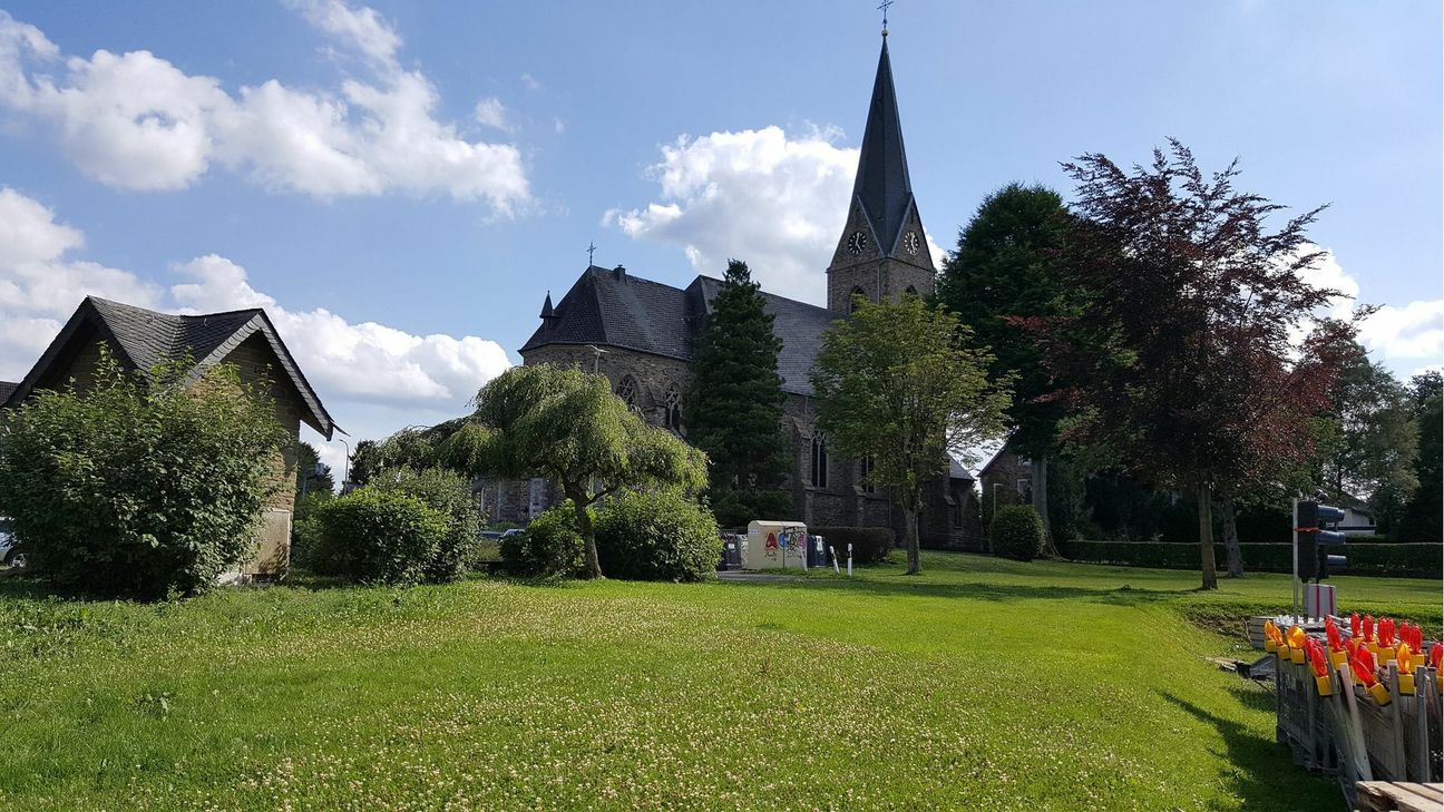 Wenn die Karnevalsfreunde auf dem Lammersdorfer Dorfplatz feiern, beeinträchtigt das nicht das geplante Neubaugebiet »Hasselfuhr«.