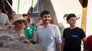 Ortsbegehung in Ediger-Eller: Bürgerinnen und Bürger präsentieren Projekte für die Zukunft ihres Dorfes.