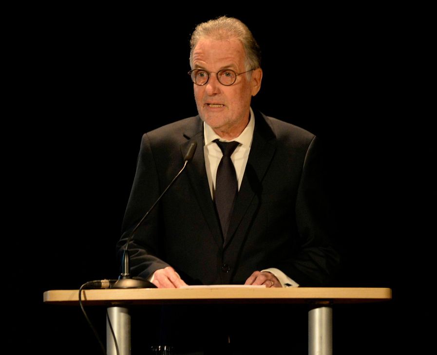 Bürgermeister Dr. Uwe Friedl bei seiner Ansprache zum neuen Jahr. Foto: P. Grebe