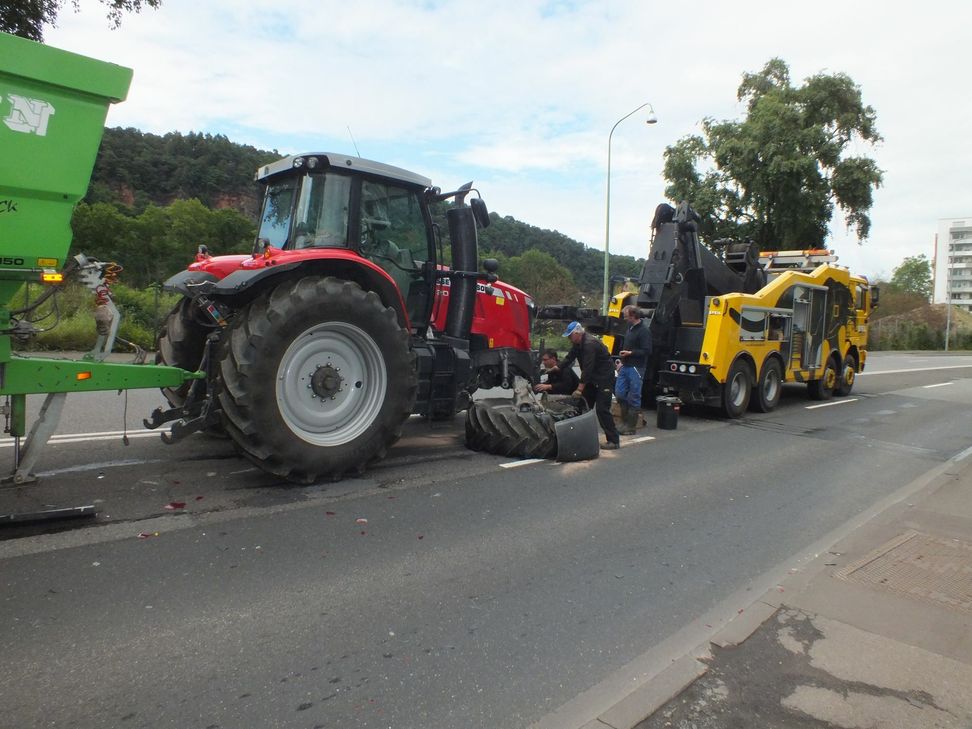Schwerer Autounfall bei Bad Kreuznach-Bosenheim.